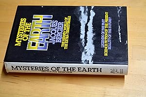 Bild des Verkufers fr Mysteries of the Earth zum Verkauf von HALCYON BOOKS