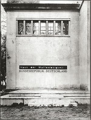 Felix Droese : Haus der Waffenlosigkeit - XLIII. Biennale di Venezia 1988