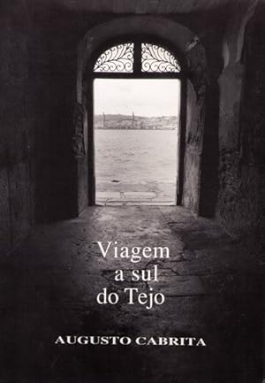 Seller image for VIAGEM A SUL DO TEJO. for sale by Livraria Castro e Silva