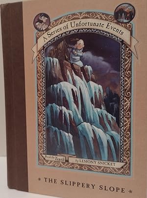 Immagine del venditore per The Slippery Slope - Book the TENTH //A Series of Unfortunate Events - / FIRST EDITION / venduto da Margins13 Books