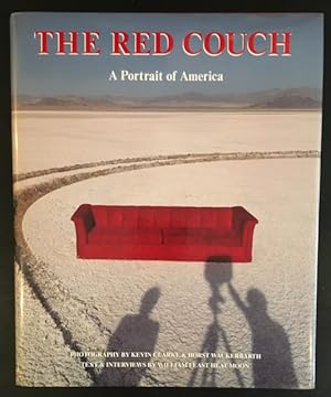 Bild des Verkufers fr The Red Couch: A Portrait of America. zum Verkauf von Antiquariat Im Seefeld / Ernst Jetzer
