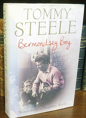 Seller image for Bermondsey Boy. Memories of a Forgotten World for sale by St Marys Books And Prints