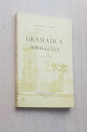 Imagen del vendedor de GRAMTICA PORTUGUESA. Curso primero a la venta por Libros con Vidas