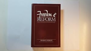 Bild des Verkufers fr Freedom and Reform : Essays in Economics and Social Philosophy zum Verkauf von Gebrauchtbcherlogistik  H.J. Lauterbach