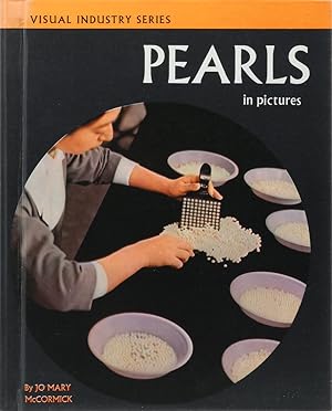 Image du vendeur pour Pearls in pictures. 2. Aufl. Revised and adapted by Jennifer Mellen. mis en vente par Antiquariat Held