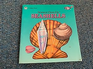 Seller image for Science Close-Up: Seashells for sale by Betty Mittendorf /Tiffany Power BKSLINEN