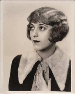 Bild des Verkufers fr Original photograph of Edna Murphy, circa 1920s zum Verkauf von Royal Books, Inc., ABAA