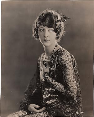 Bild des Verkufers fr Original photograph of Patsy Ruth Miller, circa 1920s zum Verkauf von Royal Books, Inc., ABAA