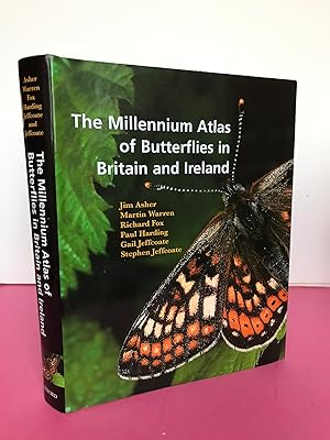 Bild des Verkufers fr THE MILLENNIUM ATLAS OF THE BUTTERFLIES OF BRITAIN AND IRELAND zum Verkauf von LOE BOOKS