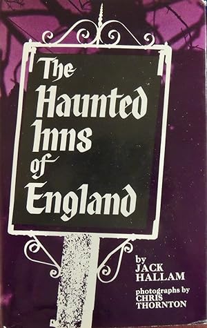 Immagine del venditore per The haunted inns of England; venduto da Basket Case Books