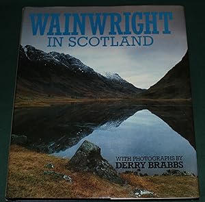 Immagine del venditore per Wainwright in Scotland venduto da Fountain Books (Steve Moody)