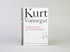 Image du vendeur pour Armageddon in retrospect. Introduction by Mark Vonnegut. SIGNED mis en vente par Antikvariat Bryggen [ILAB, NABF]