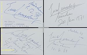 Bild des Verkufers fr 4 eigenhndig signierte und datierte Autogrammkarten. zum Verkauf von Antiquariat Bebuquin (Alexander Zimmeck)