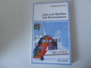 Bild des Verkufers fr Jule und Steffen bei Greenpeace. dtv junior fr Lesealter ab 10 Jahren.TB zum Verkauf von Deichkieker Bcherkiste