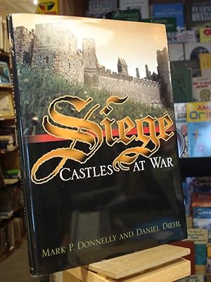 Imagen del vendedor de Siege: Castles At War a la venta por Henniker Book Farm and Gifts
