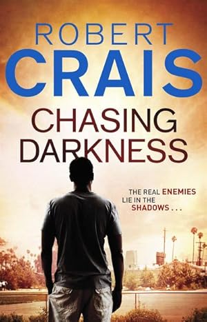 Immagine del venditore per Chasing Darkness venduto da Smartbuy