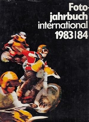 Fotojahrbuch international 1983/84.