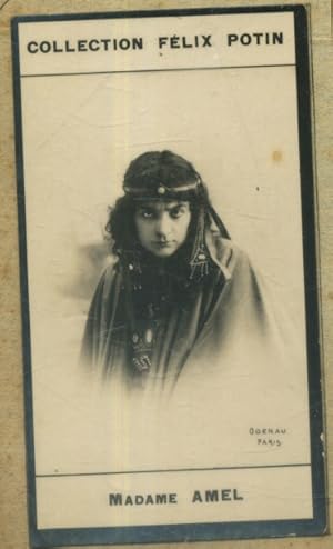 Immagine del venditore per Photographie de la collection Flix Potin (4 x 7,5 cm) reprsentant : Madame Loys Amel-Matrat, comdienne. Dbut XXe. Vers 1900. venduto da Librairie Et Ctera (et caetera) - Sophie Rosire