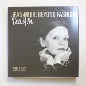 Image du vendeur pour Jean Muir: Beyond Fashion mis en vente par Fireside Bookshop