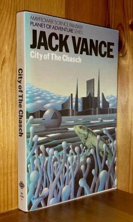 Bild des Verkufers fr City Of The Chasch: 1st in the 'Planet Of Adventure' series of books zum Verkauf von bbs