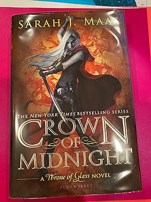 Imagen del vendedor de CROWN OF MIDNIGHT ( inscribed) a throne of glass novel a la venta por Happy Heroes