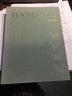 Bild des Verkufers fr Textile Arts. A Handbook of Fabric etc zum Verkauf von Bristlecone Books  RMABA