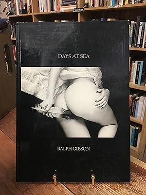 Immagine del venditore per Days at Sea venduto da Encore Books