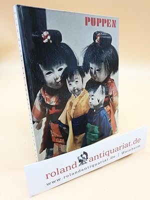 Seller image for Puppen aus aller Welt / Claus Hansmann. Farbaufnahmen. Einf. von Leonie von Wilckens for sale by Roland Antiquariat UG haftungsbeschrnkt