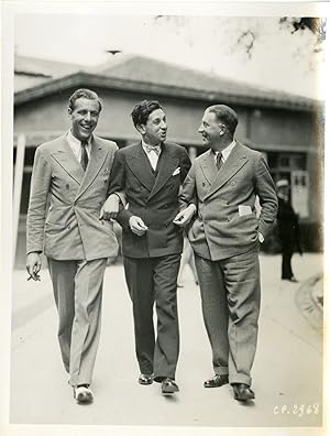 "Roger CAPELLANI, SAINT-GRANIER, René GUISSART" aux studios PARAMOUNT de Joinville en 1931 Photo ...
