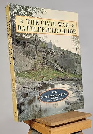 Imagen del vendedor de The Civil War Battlefield Guide a la venta por Henniker Book Farm and Gifts