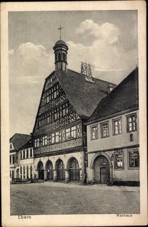 Bild des Verkufers fr Ansichtskarte / Postkarte Ebern in Unterfranken, Rathaus, Fachwerkhaus zum Verkauf von akpool GmbH