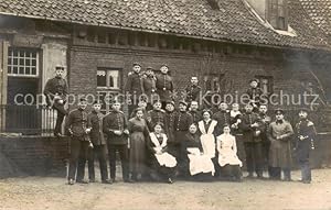 Postkarte Carte Postale 73850999 Bad Salzuflen Soldaten Gruppenbild mit Schenkwirtschaft zum Alte...