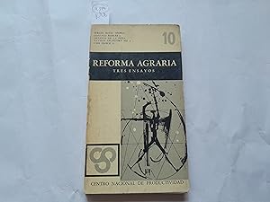 Seller image for Reforma Agraria. Tres ensayos. for sale by Librera "Franz Kafka" Mxico.