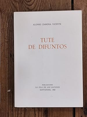 Immagine del venditore per TUTE DE DIFUNTOS venduto da Carmen Alonso Libros