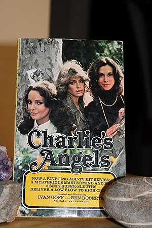 Bild des Verkufers fr Charlie's Angels zum Verkauf von Wagon Tongue Books