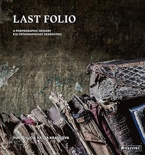 Immagine del venditore per Last Folio: A photographic memory / Ein fotografisches Gedchtnis venduto da artbook-service