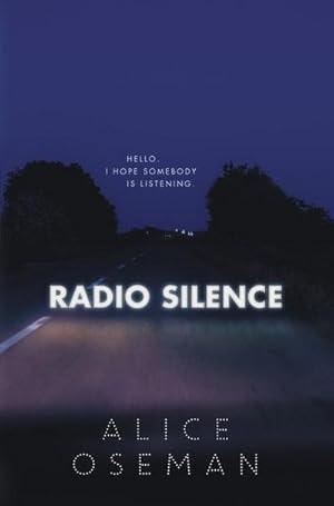 Immagine del venditore per Radio Silence venduto da AHA-BUCH