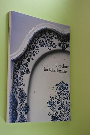 Bild des Verkufers fr Geschirr des 18. Jahrhunderts im Kirschgarten aus Basler Besitz. Irmgard Peter-Mller. Aufnahmen von Maurice Babey zum Verkauf von Antiquariat Biebusch