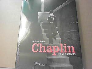 Imagen del vendedor de Chaplin : Une vie en images a la venta por JLG_livres anciens et modernes