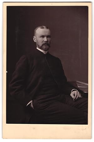 Photo William Green, Berwick-on-Tweed, Geistlicher mit Vollbart