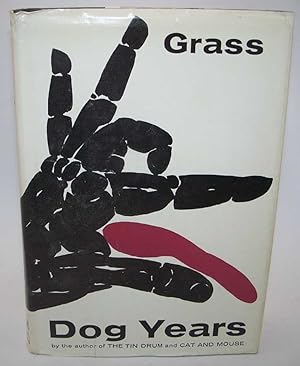 Imagen del vendedor de Dog Years a la venta por Easy Chair Books