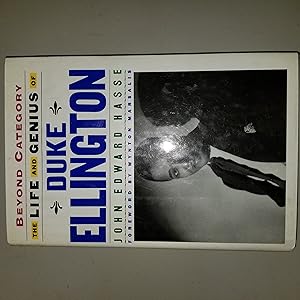 Immagine del venditore per Beyond Category: The Life And Genius Of Duke Ellington venduto da CKBooks