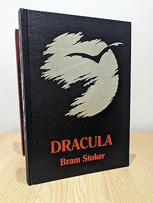 Seller image for Dracula for sale by Fialta Books