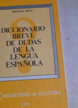 Bild des Verkufers fr Diccionario breve de dudas y dificultades de la lengua espaola zum Verkauf von LIBRERA OESTE
