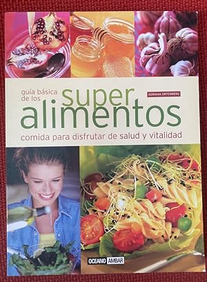 Imagen del vendedor de Superalimentos: Las cualidades nutricionales de los vegetales (Salud y vida natural) a la venta por LIBRERA OESTE