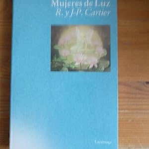 Seller image for Mujeres de luz (TESTIMONIOS Y VIVENCIAS) for sale by LIBRERA OESTE
