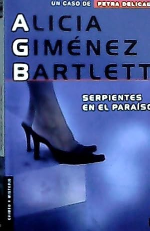 Seller image for Serpientes en el paraso for sale by Librera La Candela