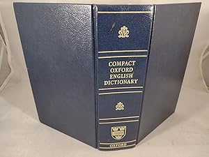 Imagen del vendedor de The Oxford Compact English Dictionary & Thesaurus a la venta por Friends of the Curtis Memorial Library