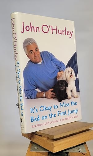 Bild des Verkufers fr It's Okay to Miss the Bed on the First Jump: And Other Life Lessons I Learned from Dogs zum Verkauf von Henniker Book Farm and Gifts