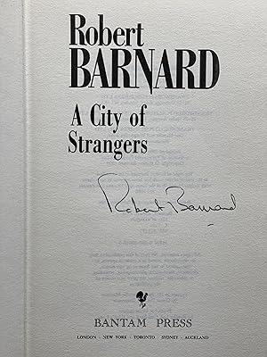 Seller image for A CITY OF STRANGERS. for sale by Bookfever, IOBA  (Volk & Iiams)